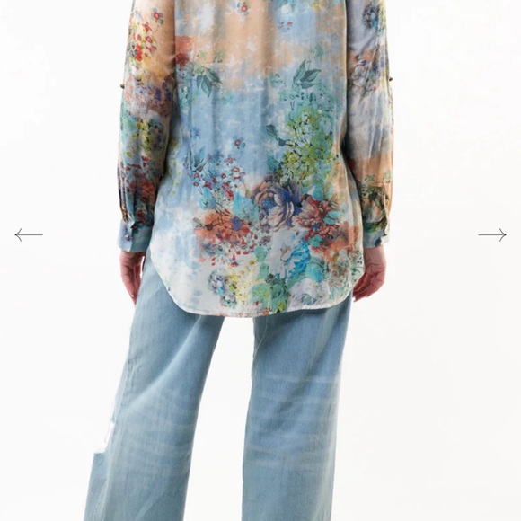 ARATTA NWT Valeria Embroidered Button Up Blouse Size M
Currently on the website - Picture 4 of 4